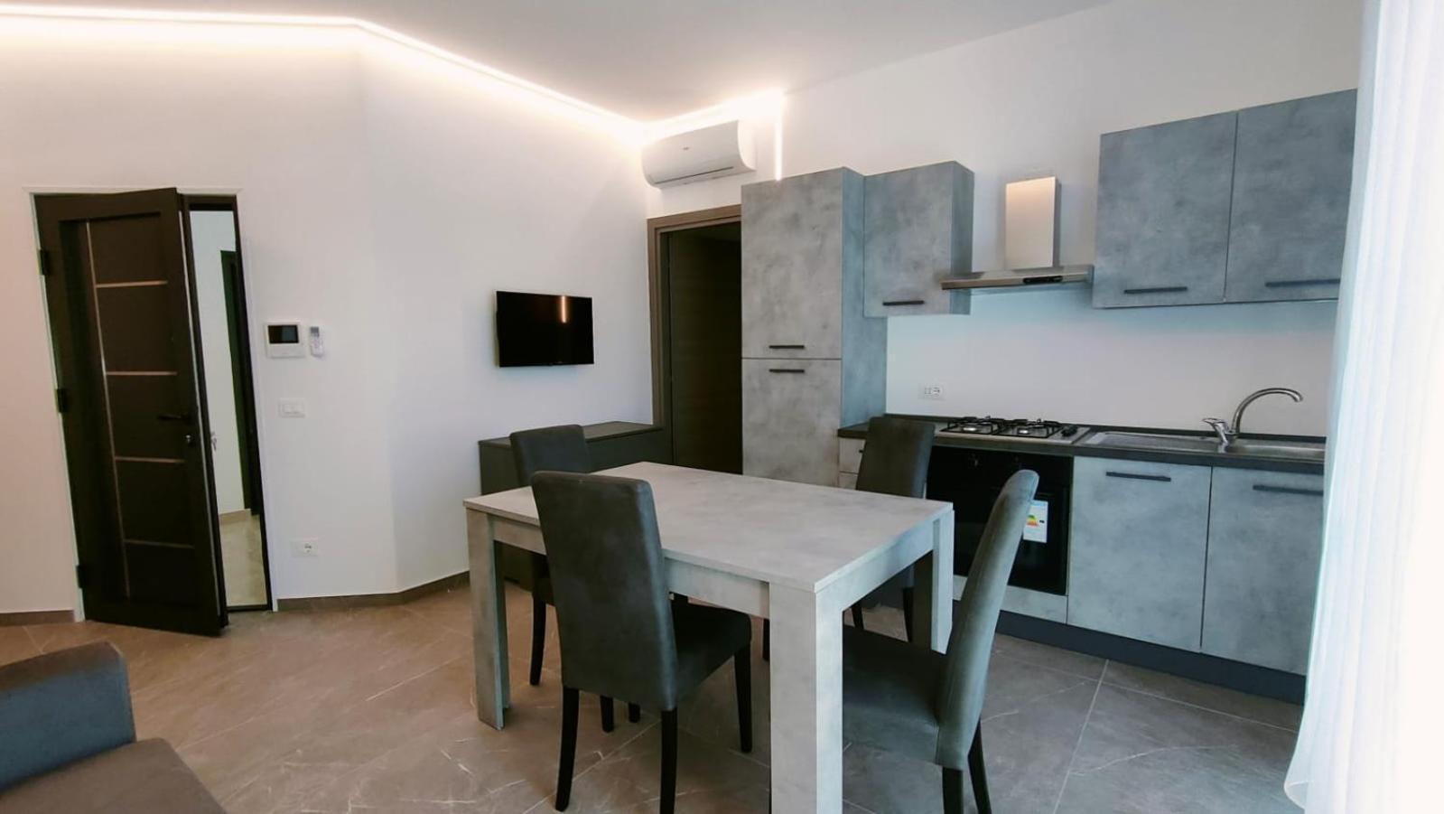 Villa Borghesi Suites Fronte Mare Rimini Exterior photo